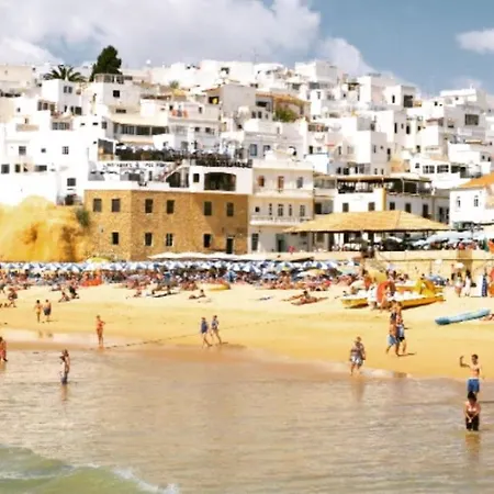 Διαμέρισμα Great Sea View Apartment, Near The Beach, With Ac And Pools Αλμπουφέιρα