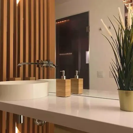 Great Sea View Apartment, Near The Beach, With Ac And Pools Apartment