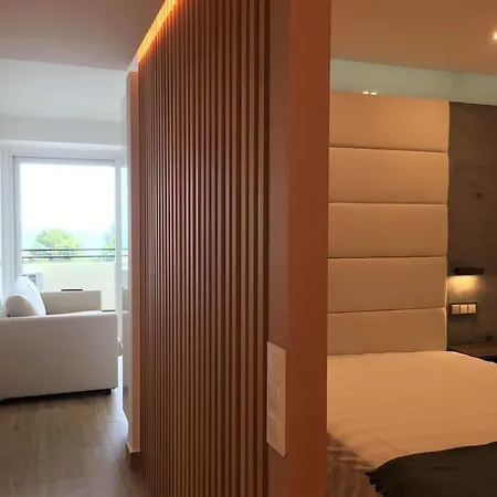 דירה Great Sea View Apartment, Near The Beach, With Ac And Pools אלבופיירה