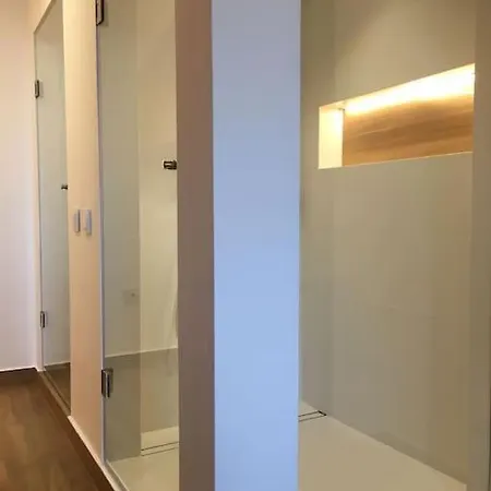 アパート Great Sea View Apartment, Near The Beach, With Ac And Pools アルブフェイラ